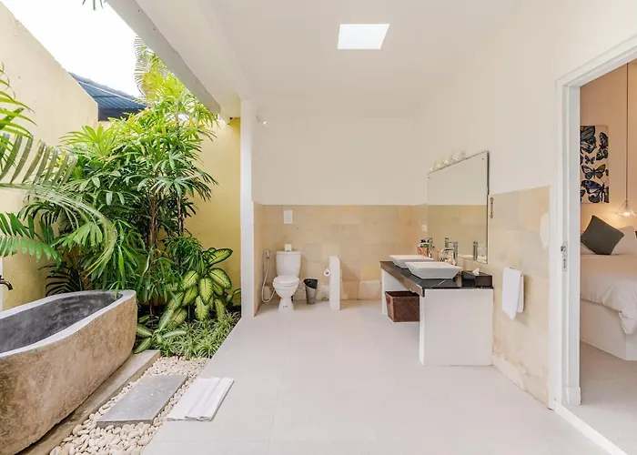 Sitara, Sitara Group * Seminyak (Bali)