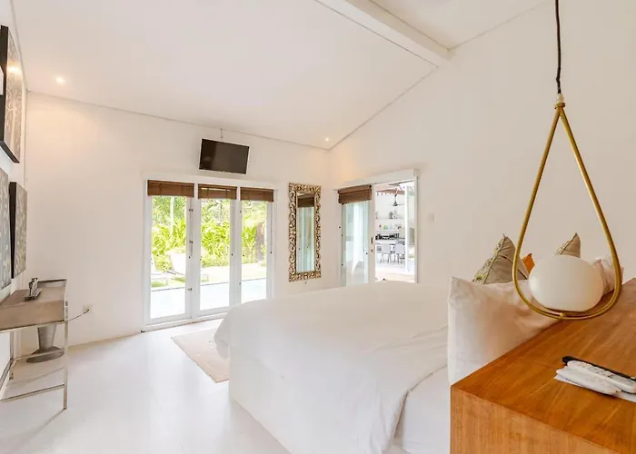 Villa Sitara, Sitara Group *